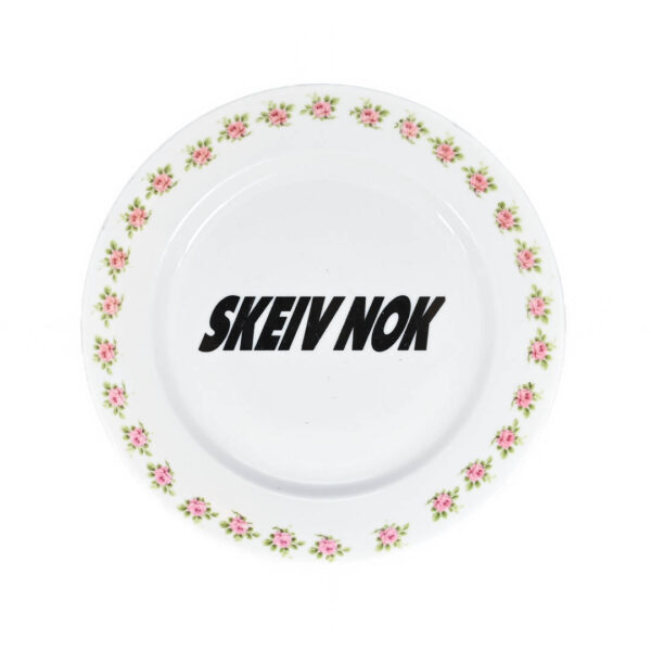Skeiv nok
